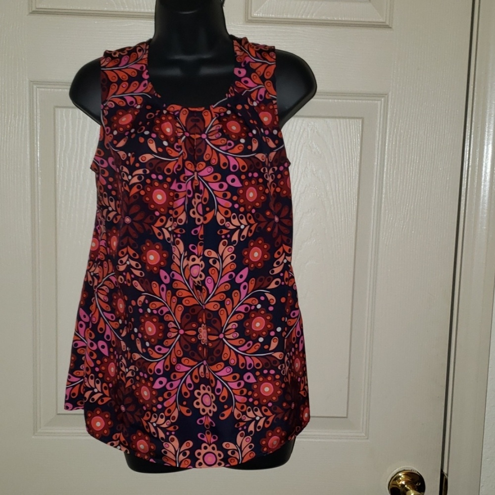 Sleeveless blouse
